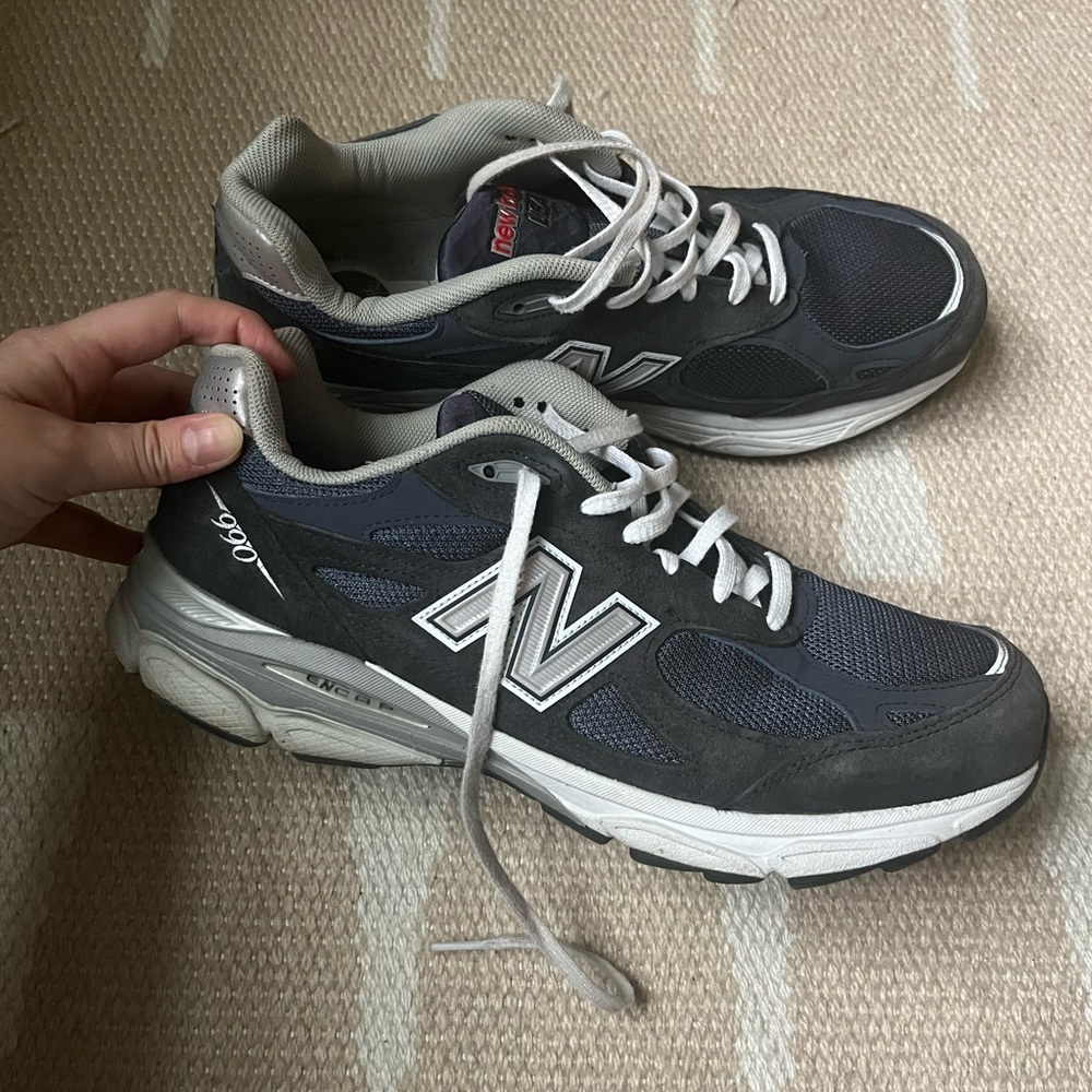 New Balance Men’s 990V3 blue size 11.5